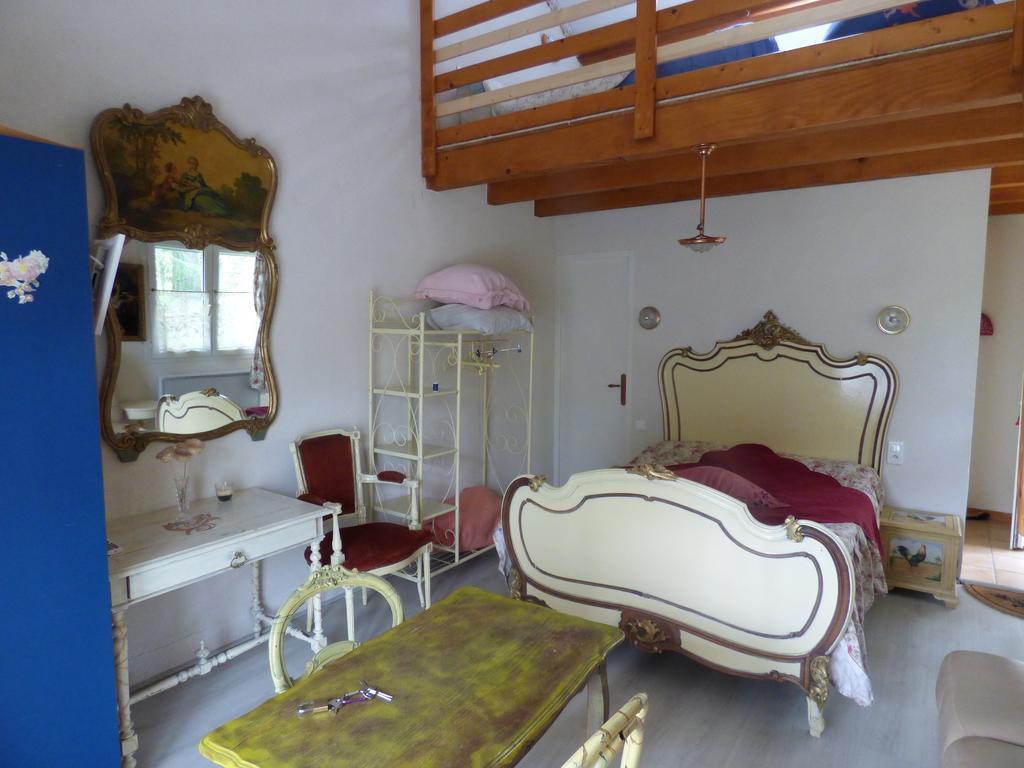 Beau Site Guimauve Et Vieilles Dentelles Panzió Royères-Saint-Léonard Kültér fotó